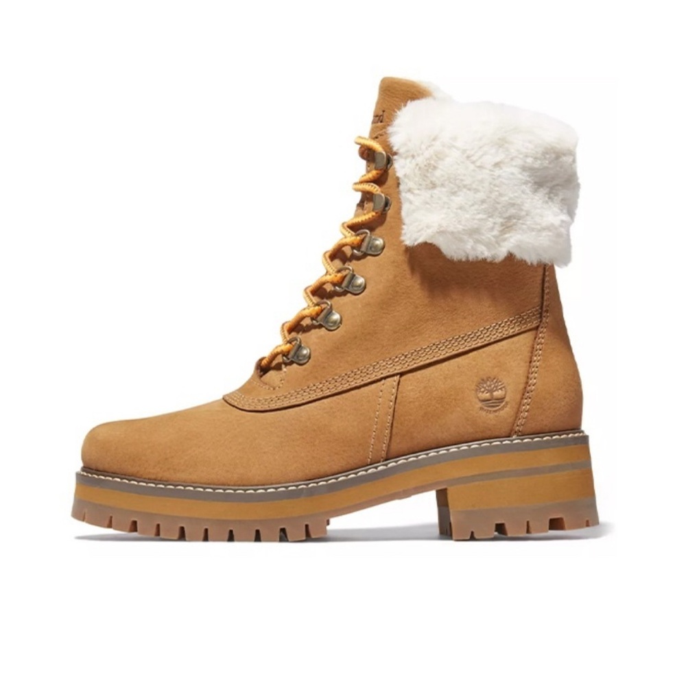 Timberland Women’s Courmayeur Boot 8.5